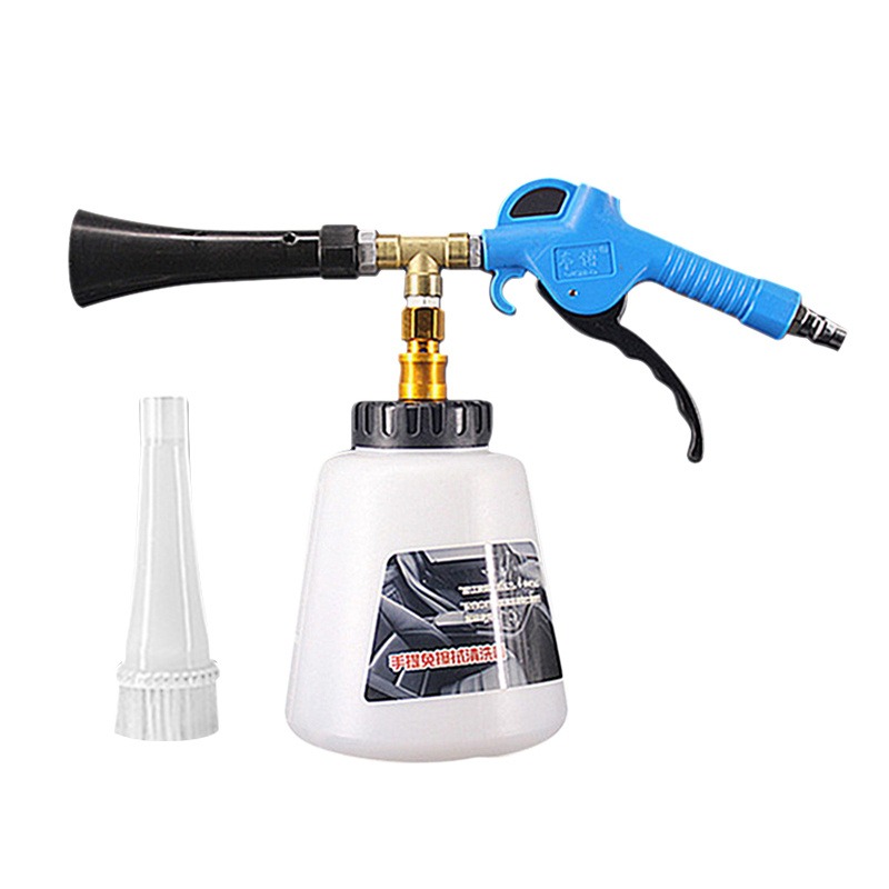 Car interior cleaning tools