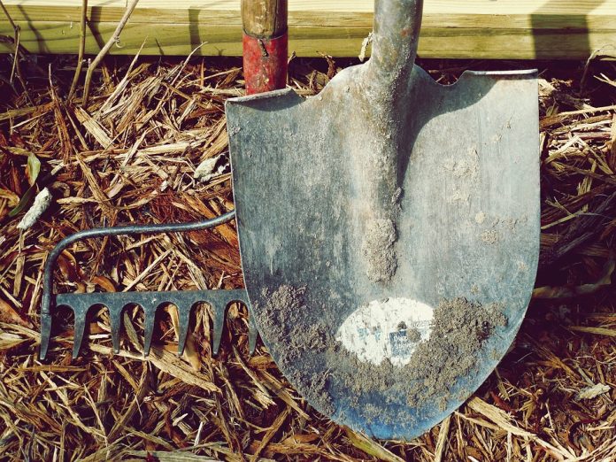 gardening tools