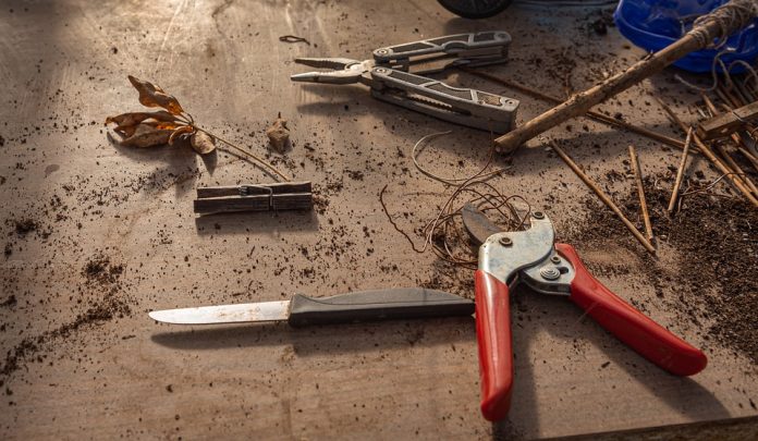 gardening tools